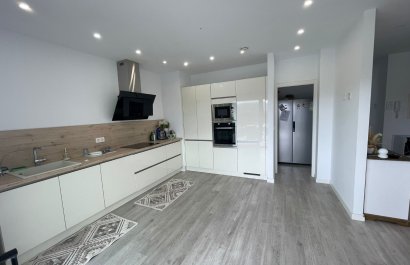 Resale - Villa - Alfas del Pí