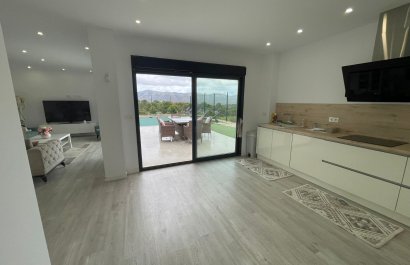 Resale - Villa - Alfas del Pí