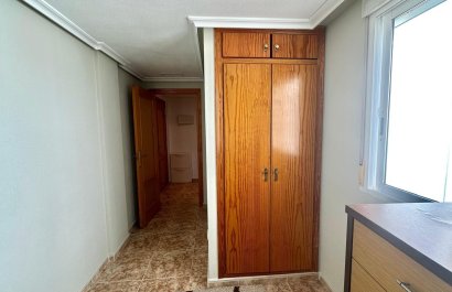 Resale - Apartment / flat - Torrevieia - Playa del Cura