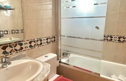 Resale - Apartment / flat - Torrevieia - Playa del Cura