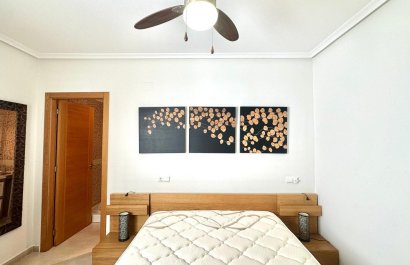 Resale - Apartment / flat - Torrevieia - Center