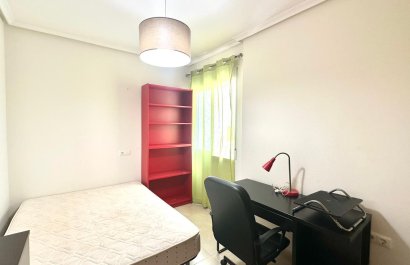 Resale - Apartment / flat - Torrevieia - Center