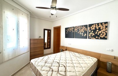 Resale - Apartment / flat - Torrevieia - Center