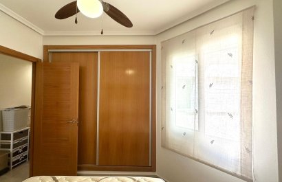 Resale - Apartment / flat - Torrevieia - Center