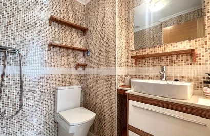 Resale - Apartment / flat - Torrevieia - Center