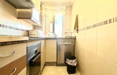 Resale - Apartment / flat - Torrevieia - Center