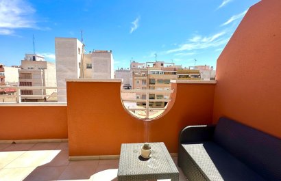 Resale - Apartment / flat - Torrevieia - Center