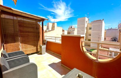 Resale - Apartment / flat - Torrevieia - Center