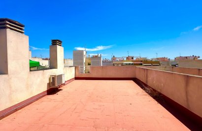 Resale - Apartment / flat - Torrevieia - Center