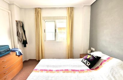 Resale - Apartment / flat - Torrevieia - Center