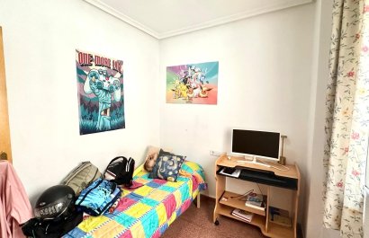 Resale - Apartment / flat - Torrevieia - Center