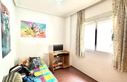 Resale - Apartment / flat - Torrevieia - Center