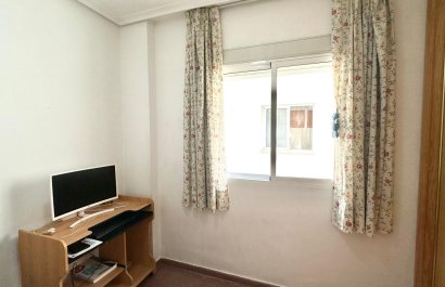 Resale - Apartment / flat - Torrevieia - Center