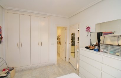 Resale - Apartment / flat - Villamartín - PAU 8