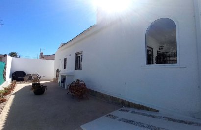 Resale - Villa - Torrevieia - La Siesta