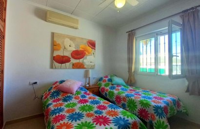 Resale - Villa - Torrevieia - La Siesta