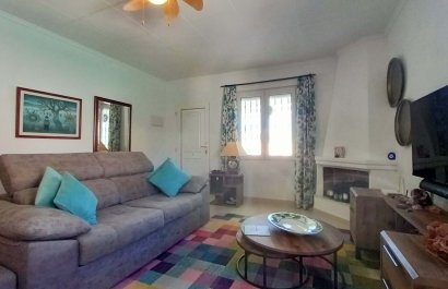 Resale - Villa - Torrevieia - La Siesta