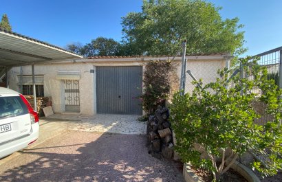 Resale - Villa - Sax