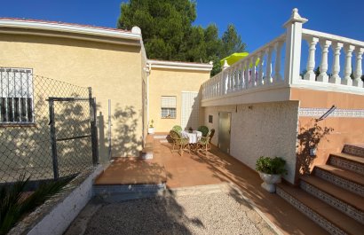 Resale - Villa - Sax