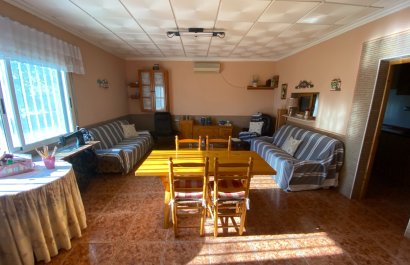 Resale - Villa - Sax