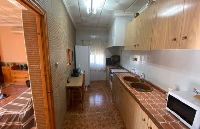 Resale - Villa - Sax