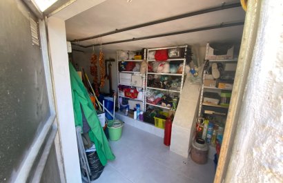 Resale - Villa - Sax