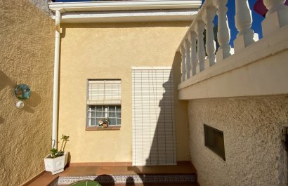 Resale - Villa - Sax