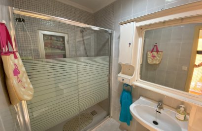 Resale - Villa - Sax