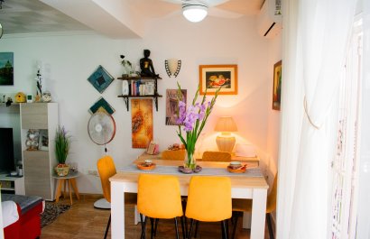 Resale - Townhouse / Duplex / Corner - Torrevieia - La Siesta