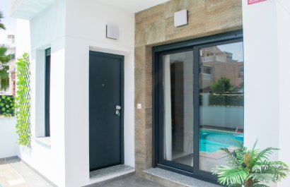 Resale - Villa - Torrevieia - La Siesta