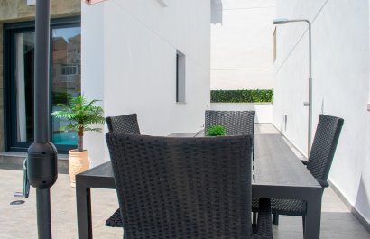 Resale - Villa - Torrevieia - La Siesta