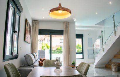 Resale - Villa - Torrevieia - La Siesta