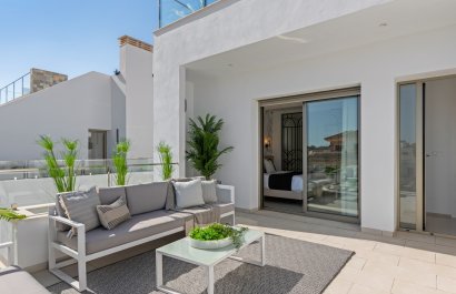 Obra nueva - Villa - Los Alcázares