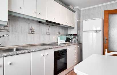 Resale - Apartment / flat - Torrevieia - El Acequión - Los Náufragos