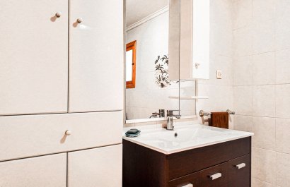 Resale - Apartment / flat - Torrevieia - El Acequión - Los Náufragos