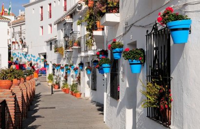 Obra nueva - Apartamento / piso - Las Lagunas de Mijas