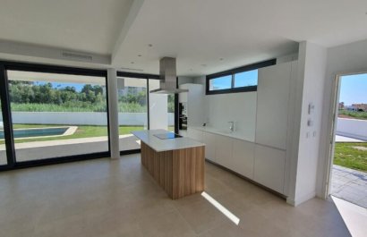 New Build - Villa - Manilva