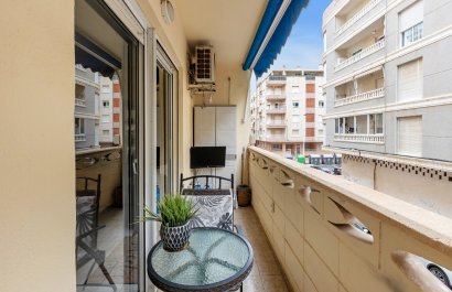 Resale - Apartment / flat - Torrevieia - Playa del Cura