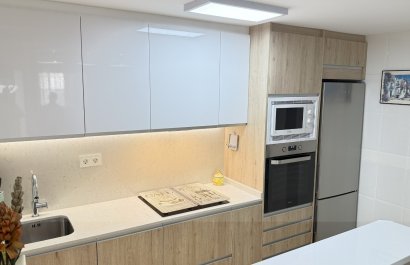 Resale - Apartment / flat - Orihuela Costa - La Zenia