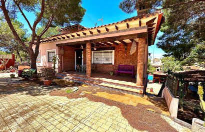 Resale - Villa - San Miguel de Salinas - Ciudad de las comunicaciones