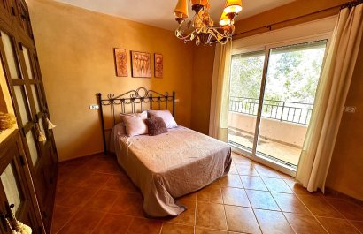 Resale - Villa - San Miguel de Salinas - Ciudad de las comunicaciones