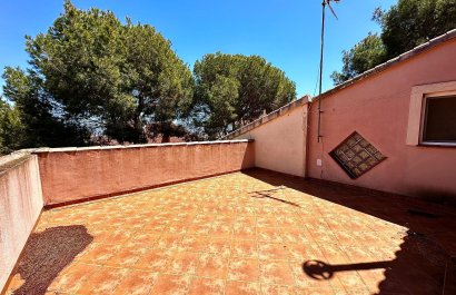 Resale - Villa - San Miguel de Salinas - Ciudad de las comunicaciones