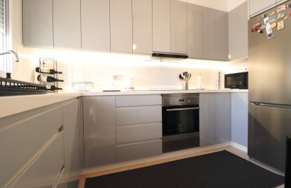 Reventa - Townhouse / Duplex - Benijofar - Monte Azul