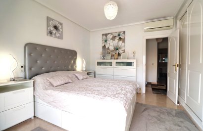 Reventa - Townhouse / Duplex - Benijofar - Monte Azul