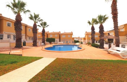 Reventa - Townhouse / Duplex - Benijofar - Monte Azul