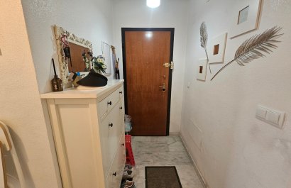 Reventa - Apartamento / piso - Villamartín - PAU 8