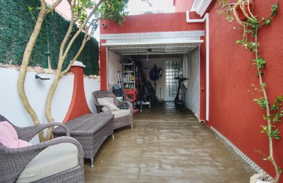 Resale - Villa - Orihuela Costa - Costa Blanca South