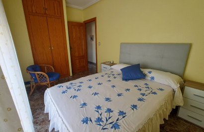 Reventa - Villa - Los Alcázares