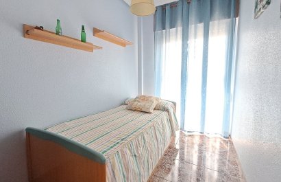 Reventa - Villa - Los Alcázares