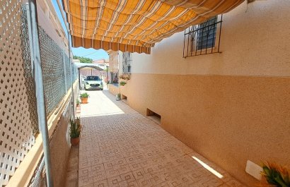 Reventa - Villa - Los Alcázares